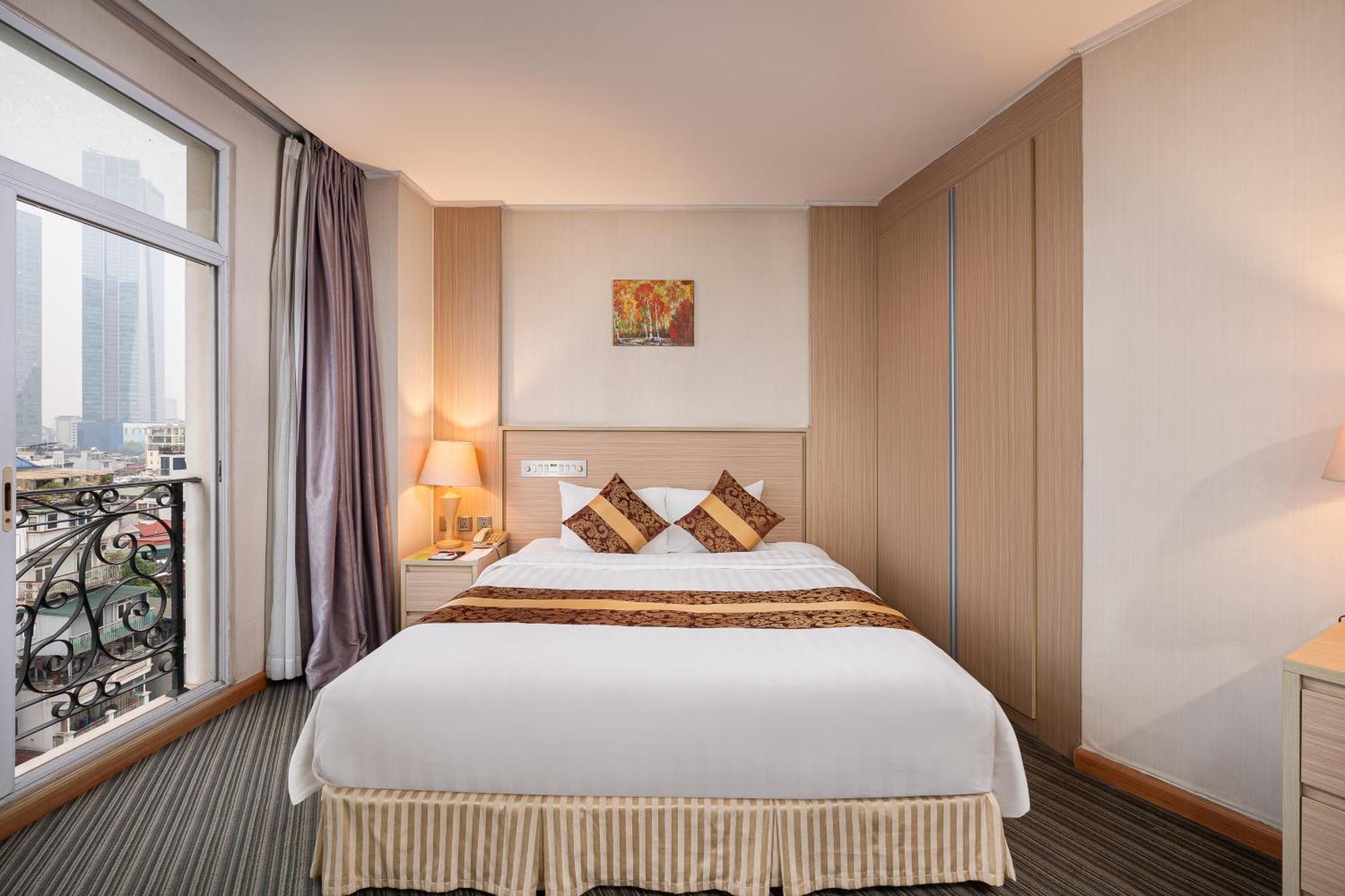 Candle Hotel Hanoi Bagian luar foto