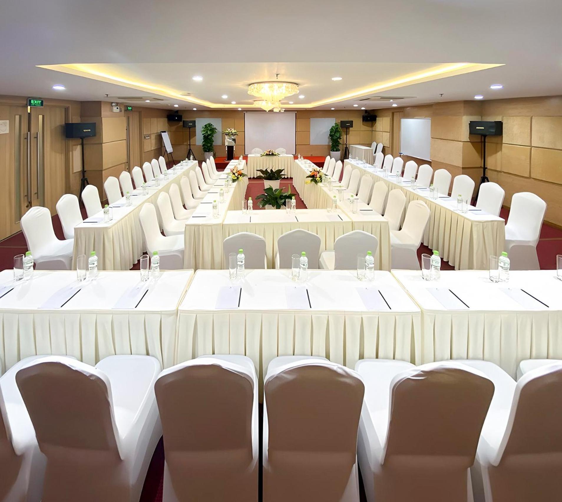 Candle Hotel Hanoi Bagian luar foto