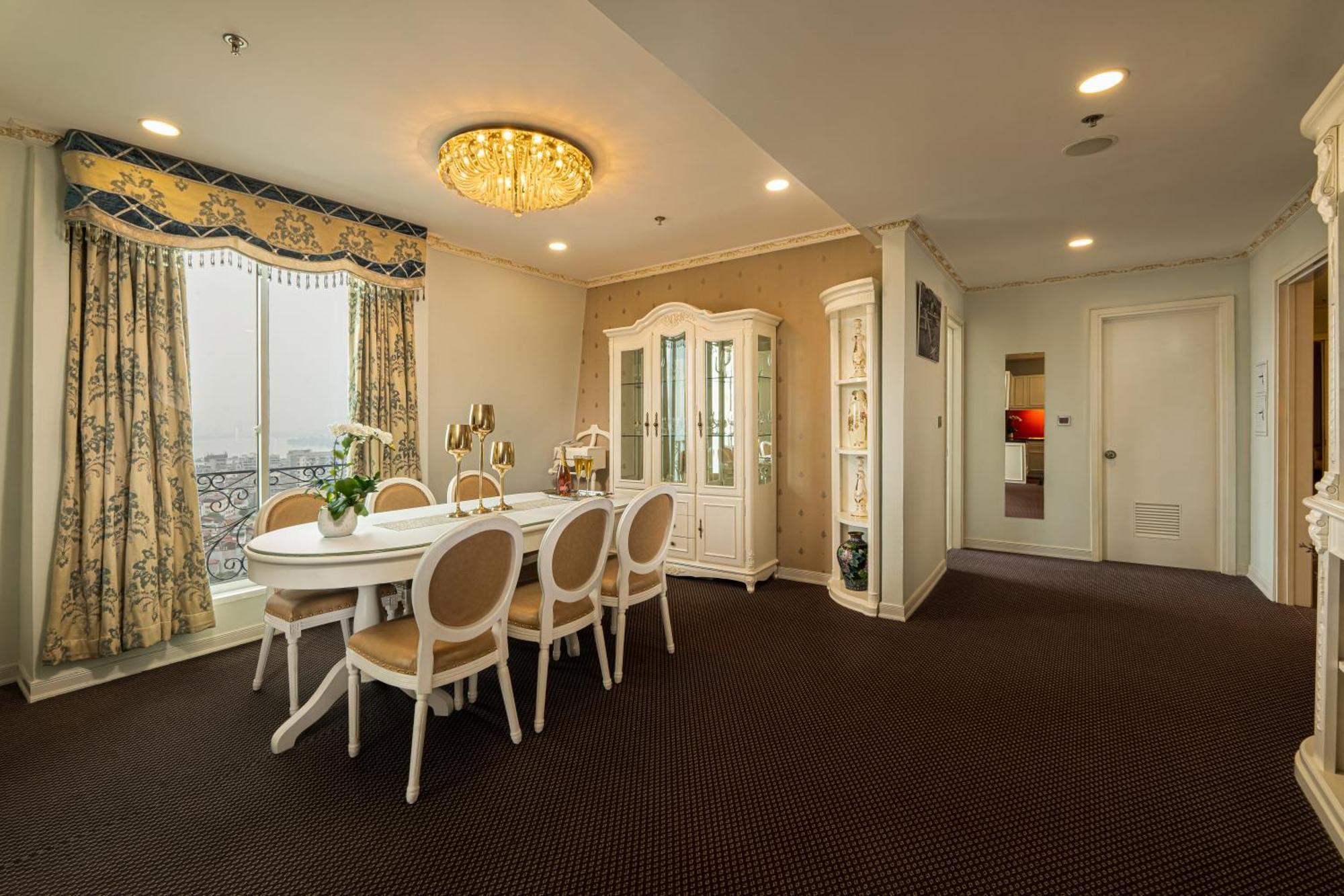 Candle Hotel Hanoi Bagian luar foto